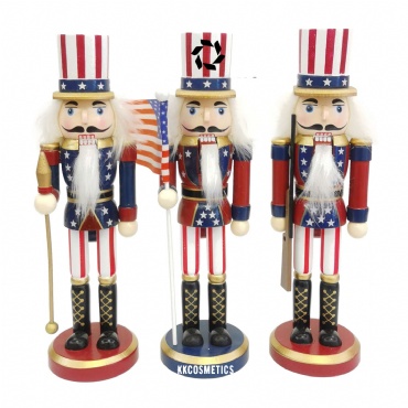 Traditional Painted Wooden Nutcracker American Soldier Dolls